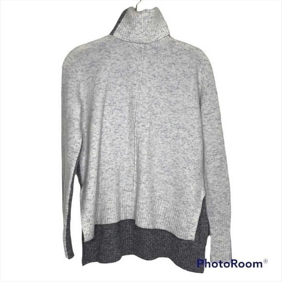 Athleta Transit Colorblock Turtleneck Grey Sweater - Picture 3 of 8